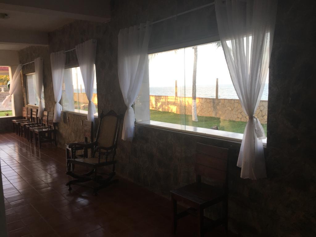 Beach Hotel Jacuma Екстериор снимка